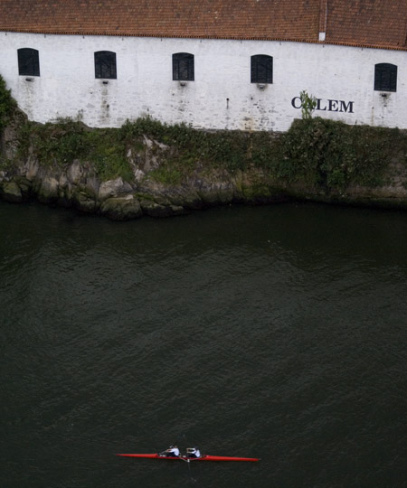 Praticando remo no Douro
