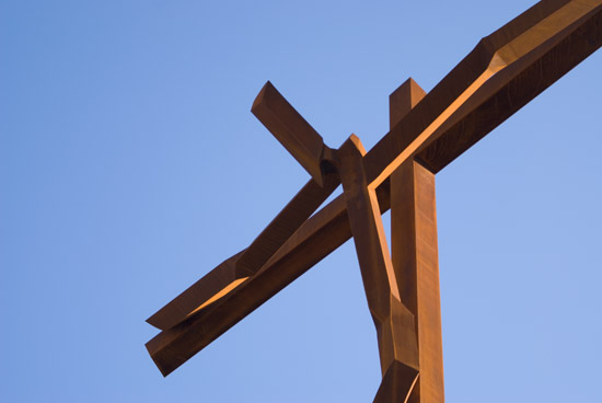 Cruz exterior em Fátima