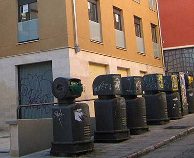 Contentores em Léon