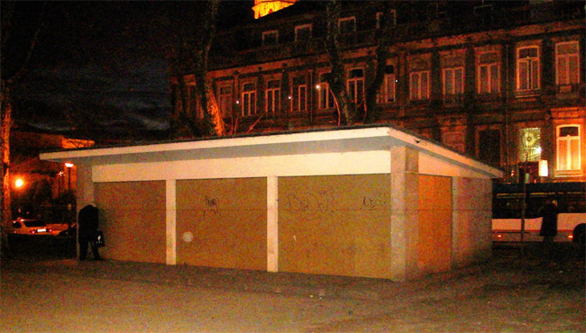 Edifício no Jardim do Marquês de Pombal Edifício no Jardim do Marquês de Pombal