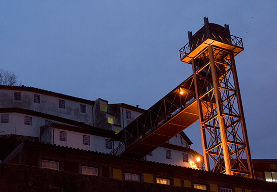 Na Lada, junto à Ribeira